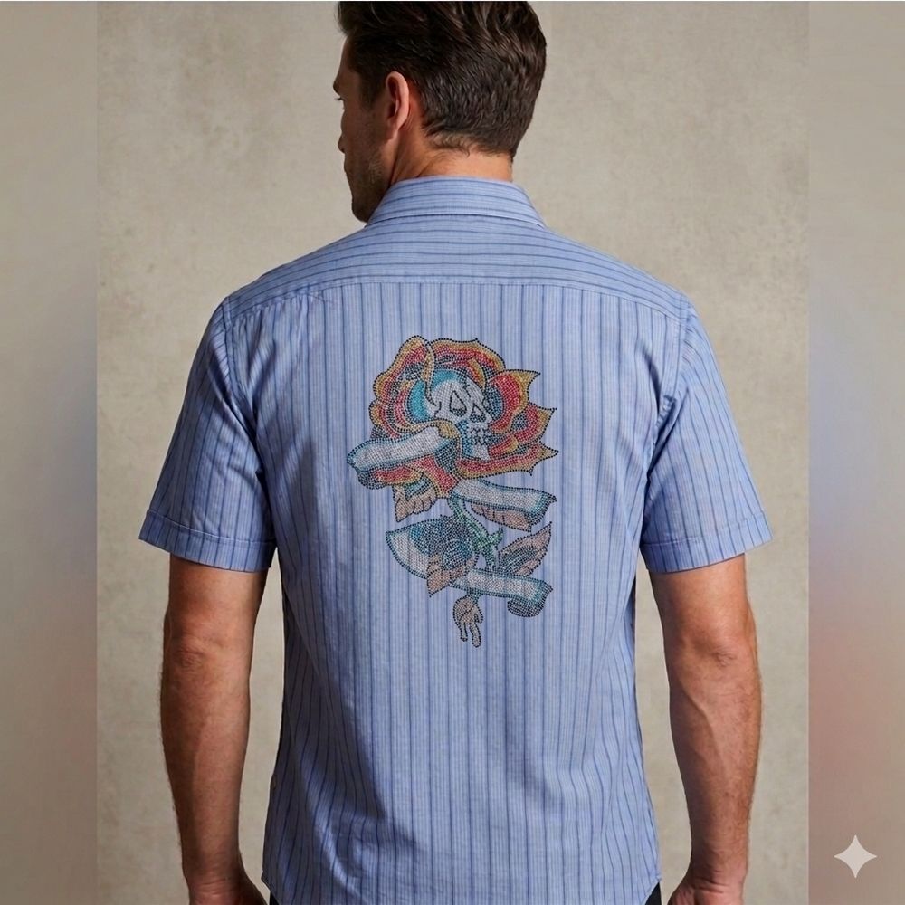 Dimension Men's NWT Blue Skull Graphic Short Sleeve Button Down Shirt Size Small